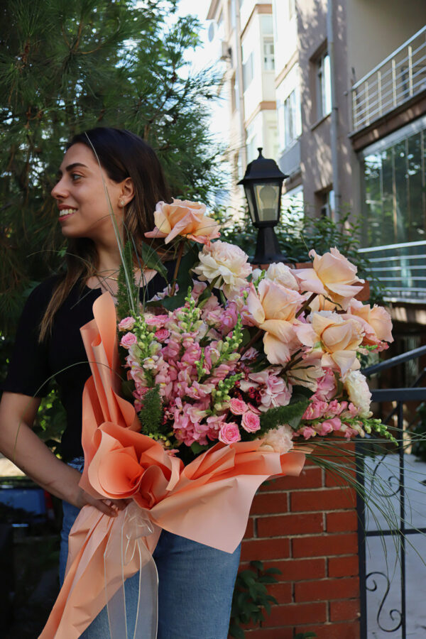Pearl Avalanche Bouquet
